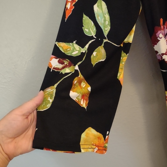 Peck & Peck Black Vibrant Floral Long Sleeve Tunic Dress Size Medium - Picture 7 of 13